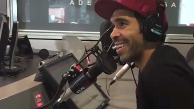 Eddie Betts laughs off bruising from highchair mishap