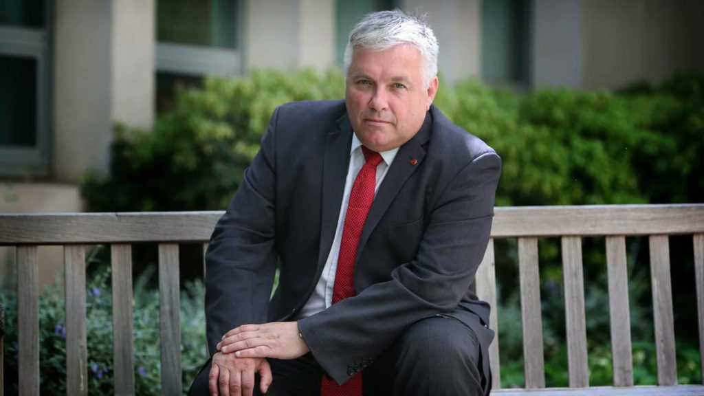 Graeme Goodings speaks with Senator Rex Patrick